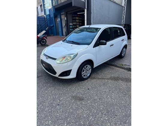 FORD FIESTA 1.0 MPI HATCH 8V FLEX 4P MANUAL FORD FIESTA 1.0 MPI HATCH 8V FLEX 4P MANUAL